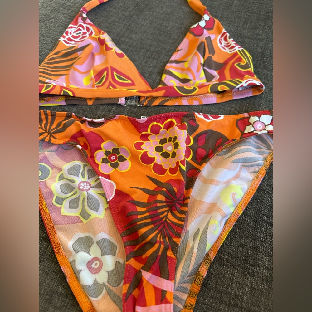 Banana Moon Apricot Peach Floral Bikini Set Size Large - Picture 2 of 8